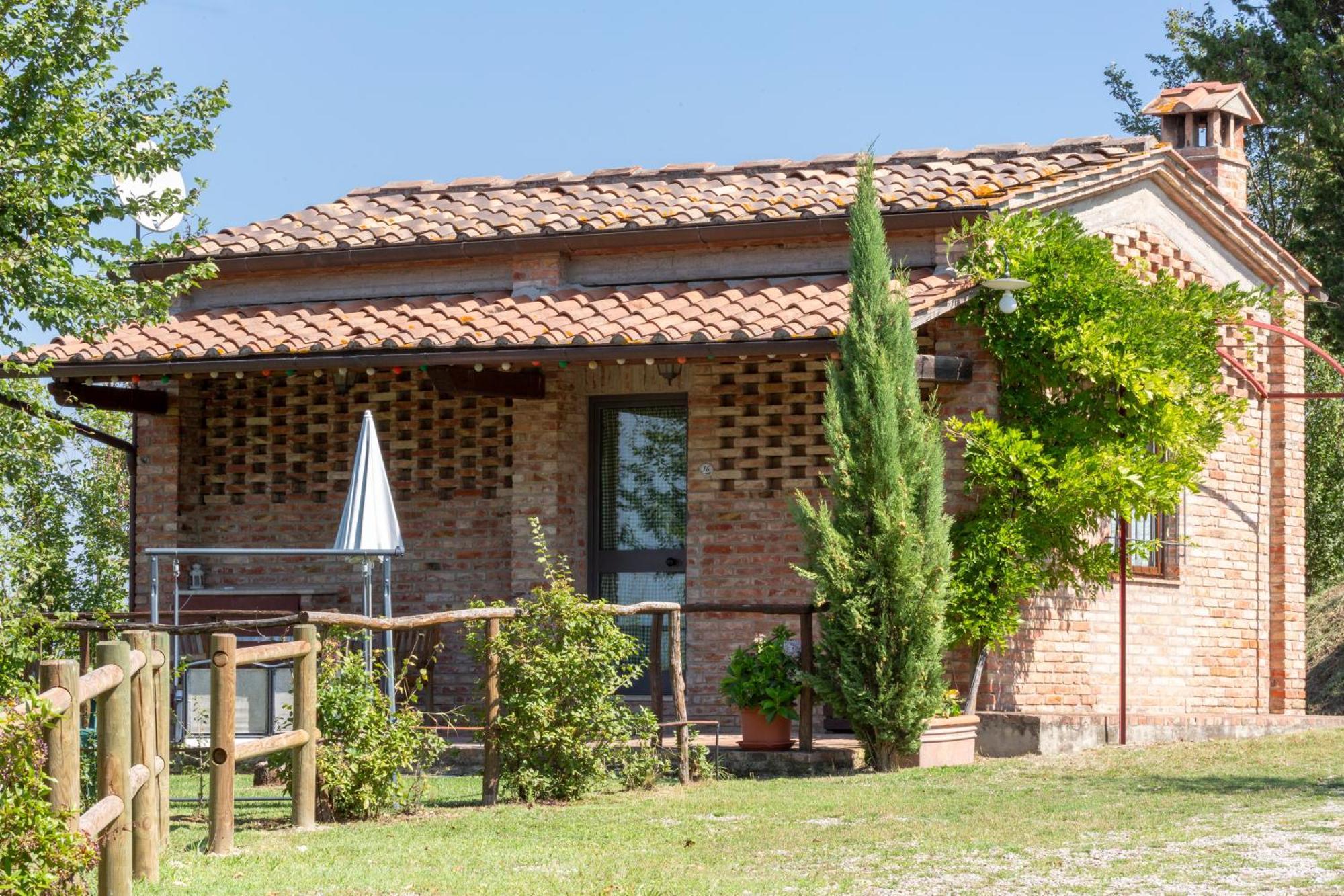 Casavacanze Vesta Isola d'Arbia エクステリア 写真